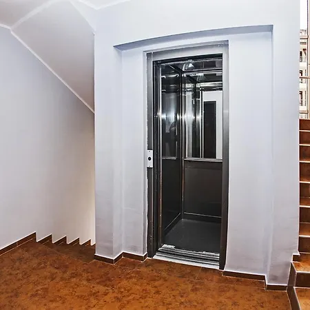 Anthony Complex Aparthotel
