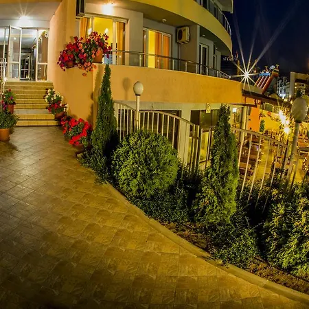 Anthony Complex 3* سفيتي فلاس